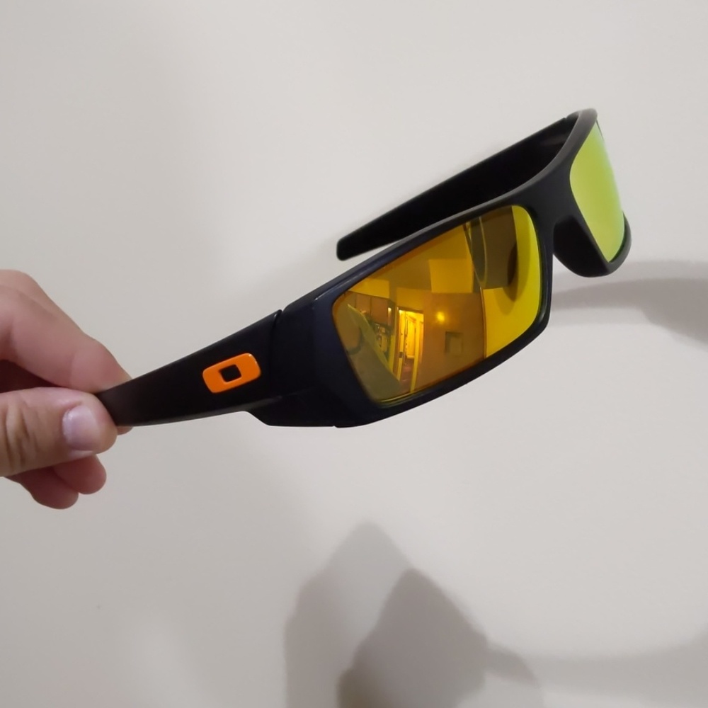 Oakley "gascan" sunglasses
